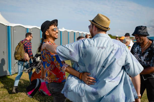 Best Construction site porta potty rental  in Larimore, ND